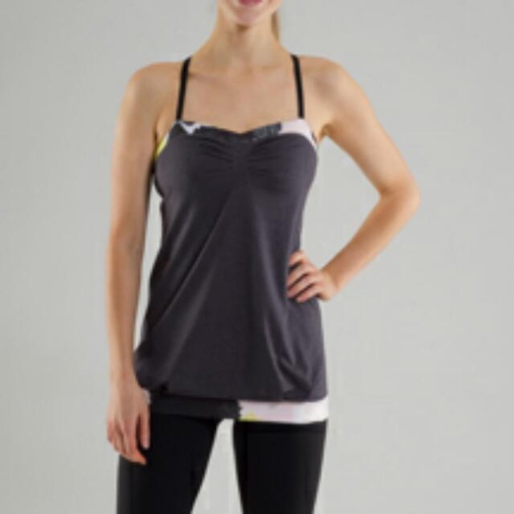 Lululemon Size 6 Pure Focus Unicorn Tears